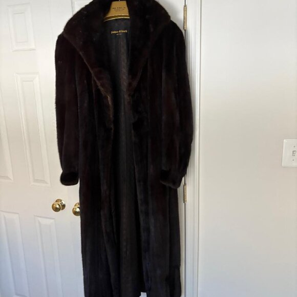 Full Length Designer Peiser and Berk Blackglama Mink Fur Coat - Picture 3 of 4